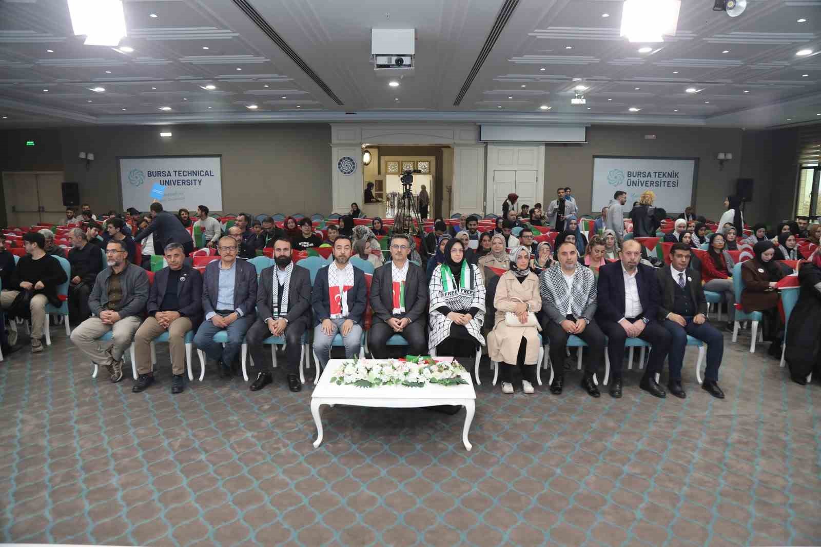 BTÜ’de şiirler Filistin için okundu BTÜ’DE ŞİİRLER FİLİSTİN İÇİN OKUNDU