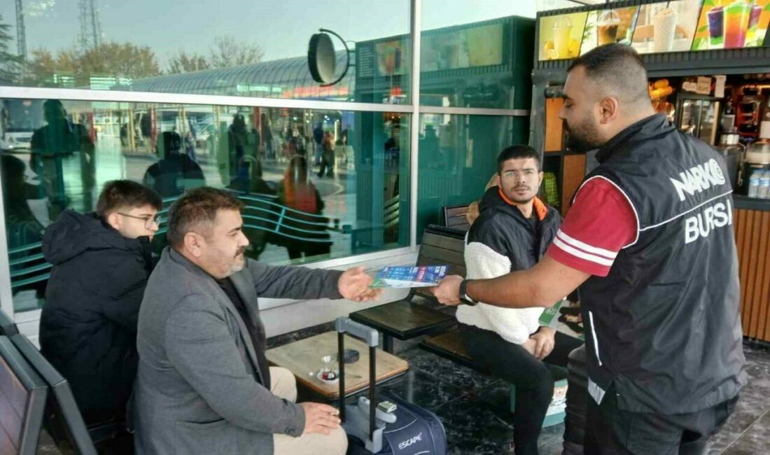 Bursa Narkotik vatandaşları bilgilendirmeye devam ediyor Bursa İl Emniyet Müdürlüğü, Narkotik Suçlarla Mücadele Şube Müdürlüğü ekipleri