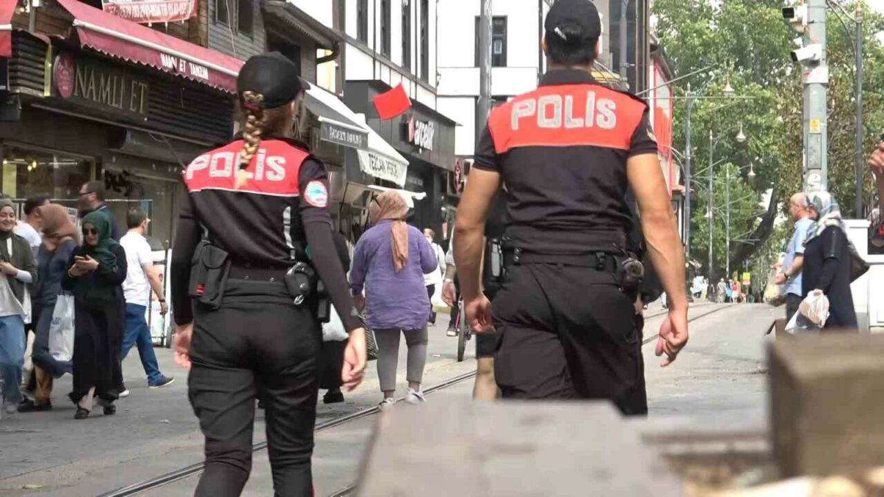BURSA'DA 10 YIL SONRA İLK...24 SAATTE HİÇ HIRSIZLIK OLAYI YAŞANMADI