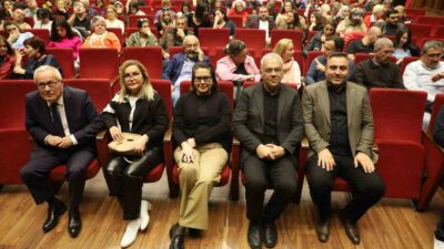 BURSA’DA ATATÜRK’ÜN SEVDİĞİ ŞARKILAR SESLENDİRİLDİ