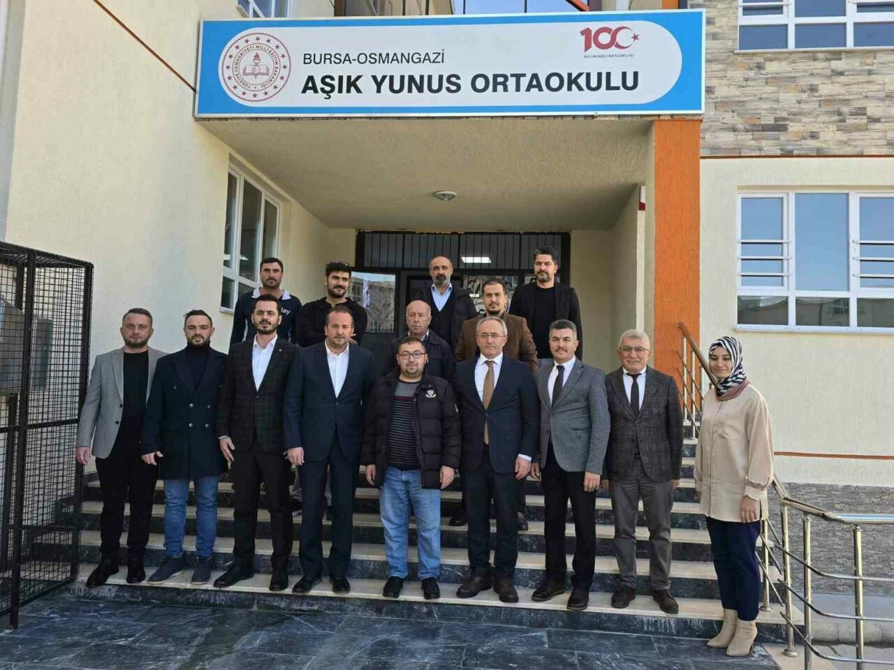 Bursa’da Osmangazi ilçesinin Demirtaş Sakarya Mahallesi’nde inşaatı tamamlanan Aşık Yunus