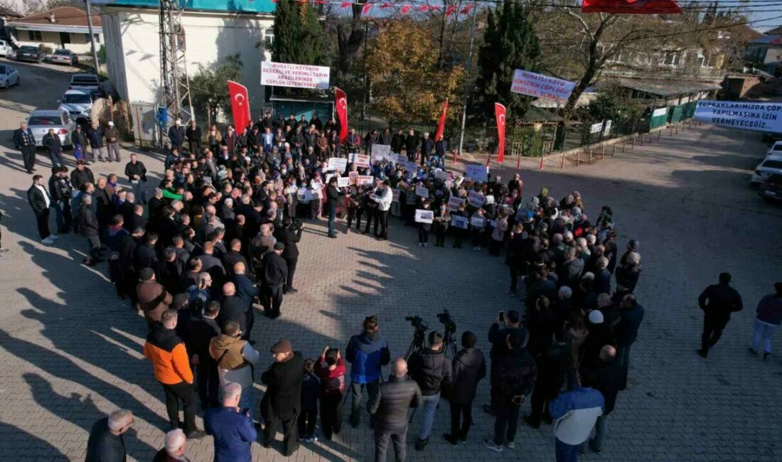 Bursa’da köylülerden çöplük eylemi Bursa’da kent merkezinin içerisinde kalan Hamitler Katı Atık Tesisleri’nin Karacabey’in
