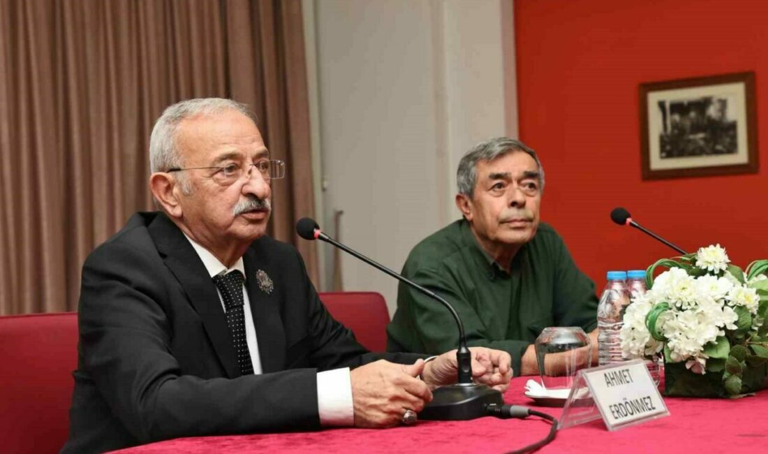 ‘Bursa’nın Değerleri’ söyleşisinin konuğu Ahmet Erdönmez oldu Nilüfer Belediyesi’nin düzenlediği ‘Bursa’nın Değerleri’ söyleşisine konuk olan Ahmet Erdönmez,