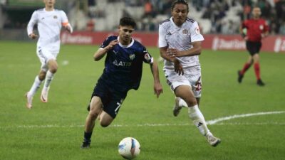 TFF 1. LİG EKİPLERİNDEN BURSASPOR, SEZON BAŞINDAN İTİBAREN ÇIKTIĞI 11