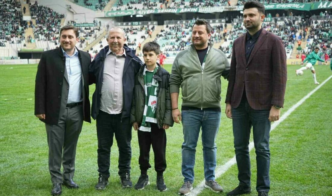 Bursaspor’dan Atış Grup’a teşekkür Bursaspor Kulübü Başkanı Enes Çelik, sezon başından itibaren kulübe desteğini