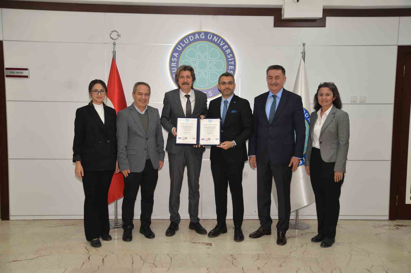 ZİYARETTE YENİDEN ALMAYA HAK KAZANILAN TS EN ISO/IEC 27001:2022 BİLGİ