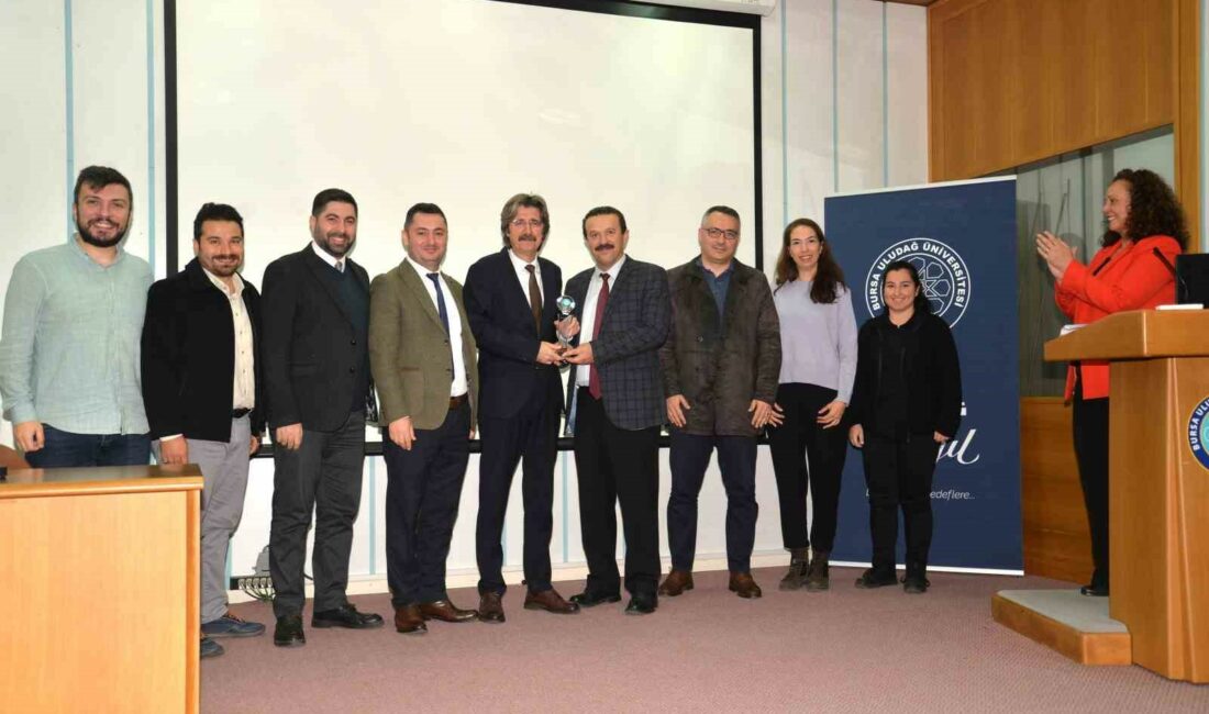 BUÜ’de 2023 yılının kalite ödülleri verildi BUÜ’DE 2023 YILININ KALİTE ÖDÜLLERİ VERİLDİ