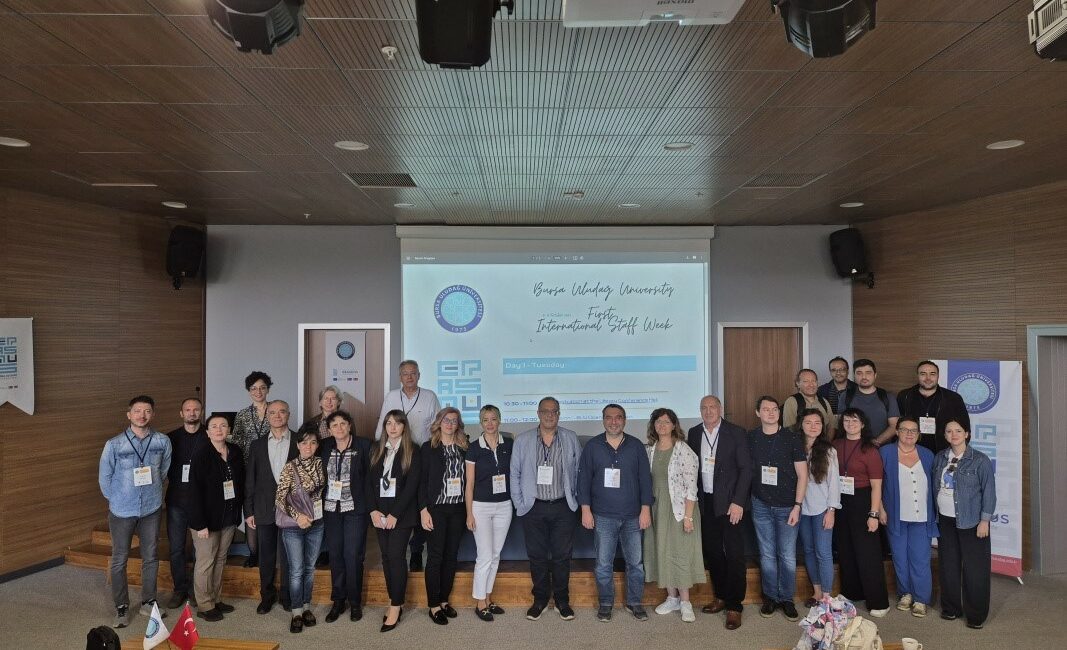 BUÜ’de bir ilk: 1st International ErasmusStaffWeek BUÜ’DE BİR İLK: 1ST INTERNATİONAL ERASMUSSTAFFWEEK