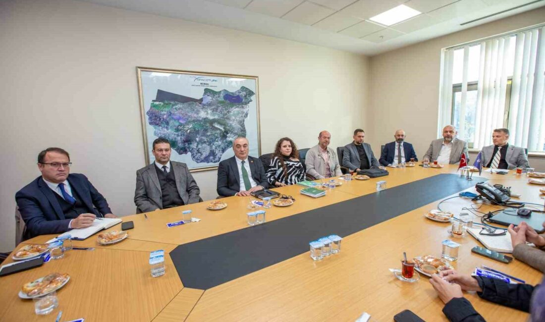 Büyükşehir, kıyı ilçelerindeki üreticileri dinledi BÜYÜKŞEHİR, KIYI İLÇELERİNDEKİ ÜRETİCİLERİ DİNLEDİ