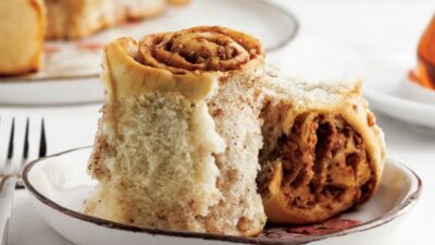 Bursa lokumu ya da cevizli lokum… Bursa’da özellikle bayram sabahlarının