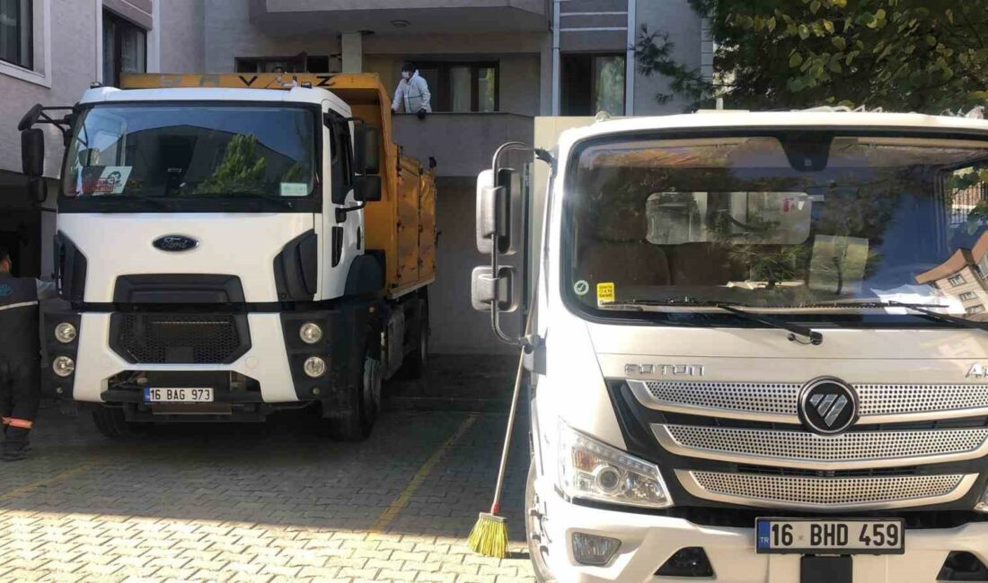 Dumlupınar Mahallesi’ndeki ’çöp ev’ temizlendi NİLÜFER BELEDİYESİ TEMİZLİK İŞLERİ MÜDÜRLÜĞÜ EKİPLERİ, DUMLUPINAR MAHALLESİ'NDE "ÇÖP EV"