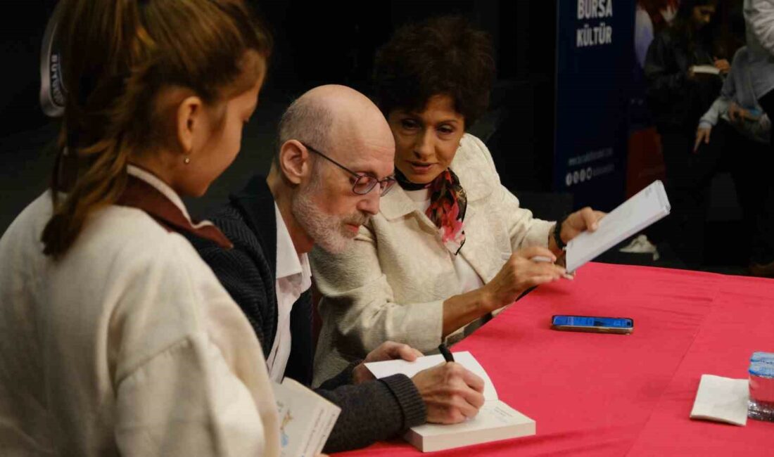 Dünyaca ünlü yazar, Bursalı çocuklarla buluştu DÜNYACA ÜNLÜ YAZAR, BURSALI ÇOCUKLARLA BULUŞTU