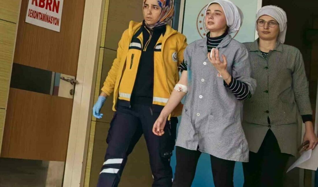 Bursa’nın İnegöl ilçesinde elini makineye kaptıran işçi yaralandı. Olay, saat