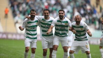 İç sahada taraftar rekorları kıran Bursaspor Artvin Hopa maçını da