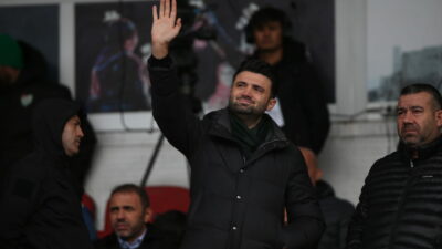 Bursaspor Kulübü Başkanı Enes Çelik, futbolculara yaptığı konuşmada şampiyonluk için