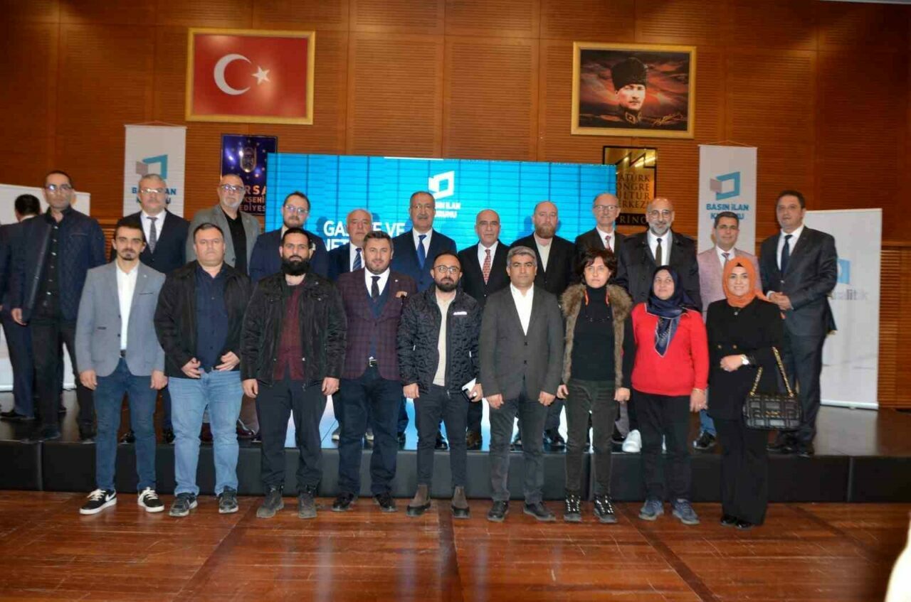 Erkılınç: “Kurumumuz resmî ilan hakedişlerinin garantörüdür” Basın İlan Kurumu (BİK) Genel Müdürü Cavit Erkılınç, kamu kurumları