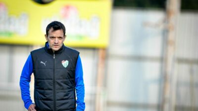 Bursaspor Teknik Direktörü Pablo Martin Batalla, 23 Elazığ Futbol Kulübü