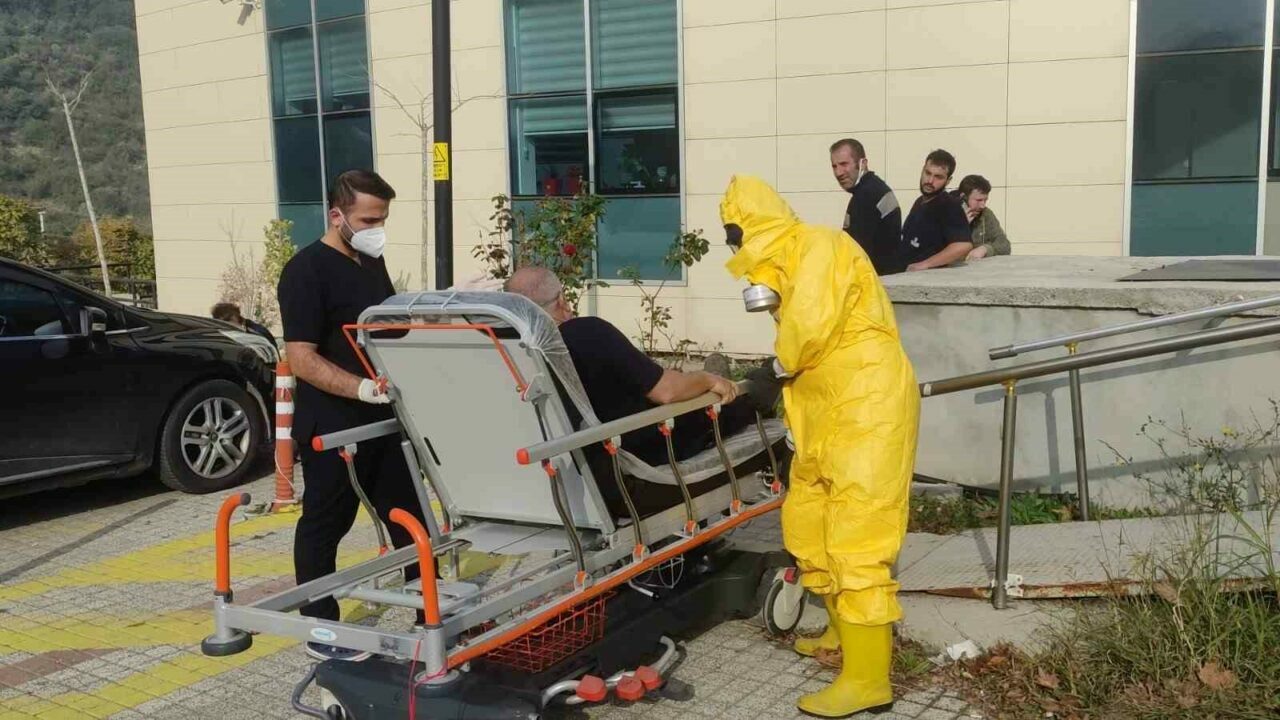 Bursa’nın Orhangazi ilçesinde bir iplik fabrikasının boyahane bölümünde zehirli gazdan
