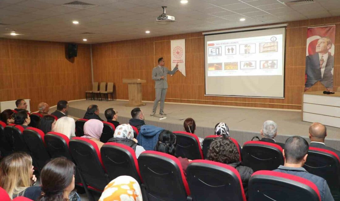 “KAAN Uygulaması” çerçevesinde 285 özel güvenlik görevlisine eğitim verildi BURSA İL EMNİYET MÜDÜRLÜĞÜ ÖZEL GÜVENLİK ŞUBE MÜDÜRLÜĞÜ KOORDİNESİNDE, ÖZEL