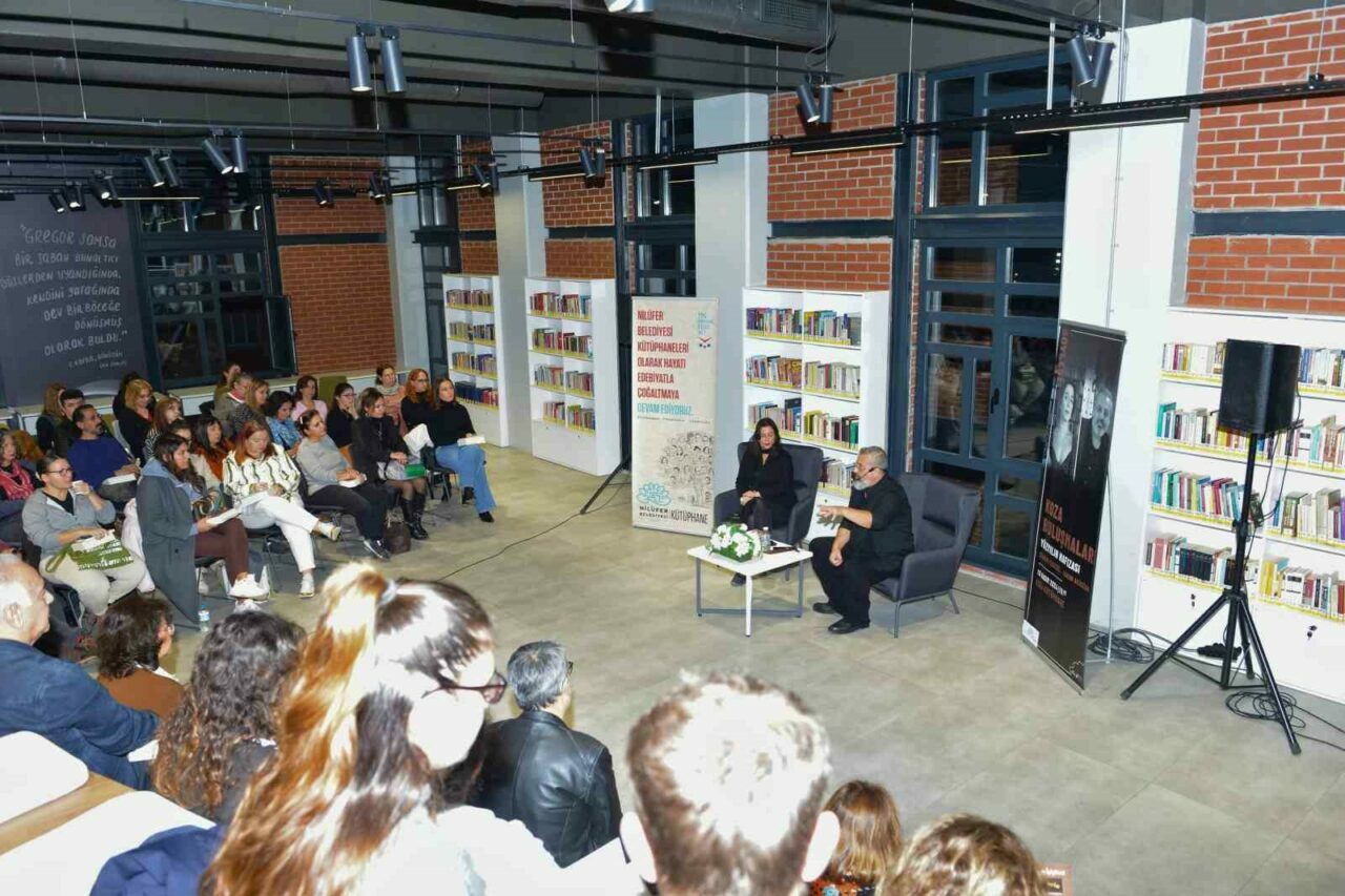 Nilüfer Belediyesi’nin düzenlediği ’Koza Buluşmaları’ etkinliğinde, ödüllü yazar Şebnem İşigüzel
