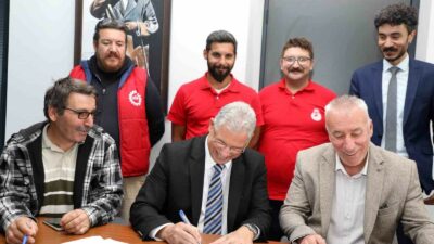 MUDANYA'DA SÖZLEŞME SEVİNCİ YAŞANDI