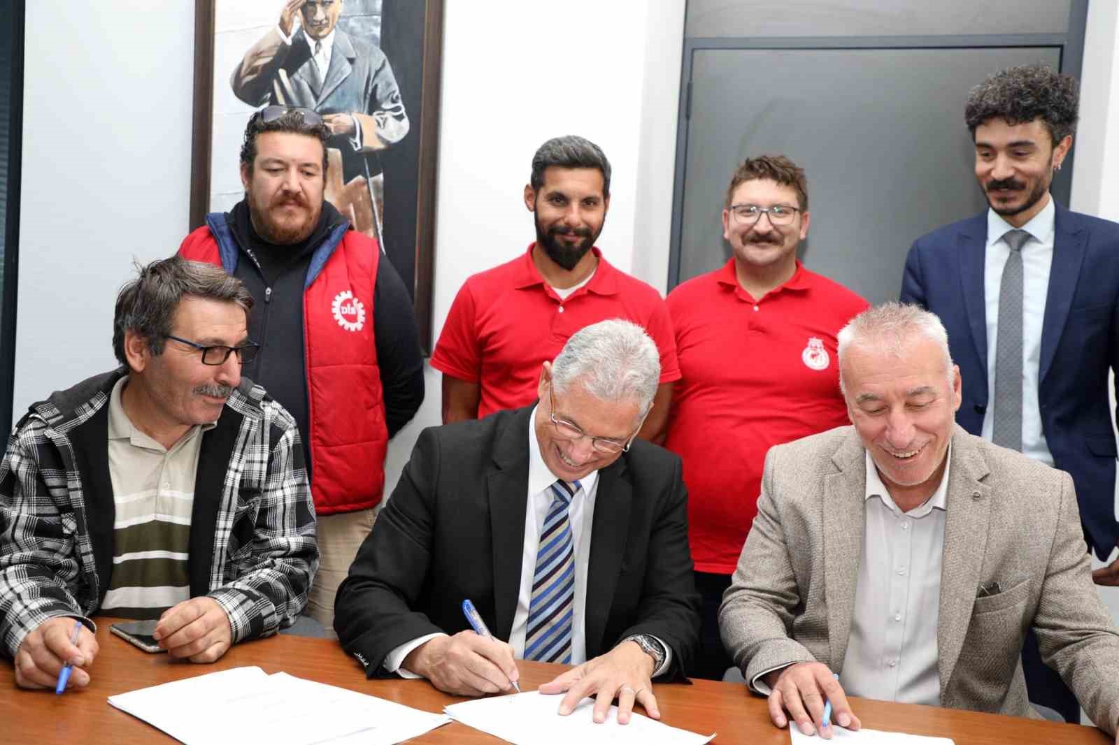 MUDANYA'DA SÖZLEŞME SEVİNCİ YAŞANDI