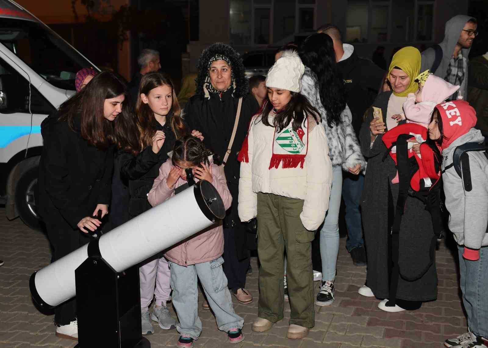 OSMANGAZİ BELEDİYESİ, MUSTAFA KEMAL ATATÜRK’Ü ÖLÜMÜNÜN 86’INCI YILINDA BİLİMLE ANDI.