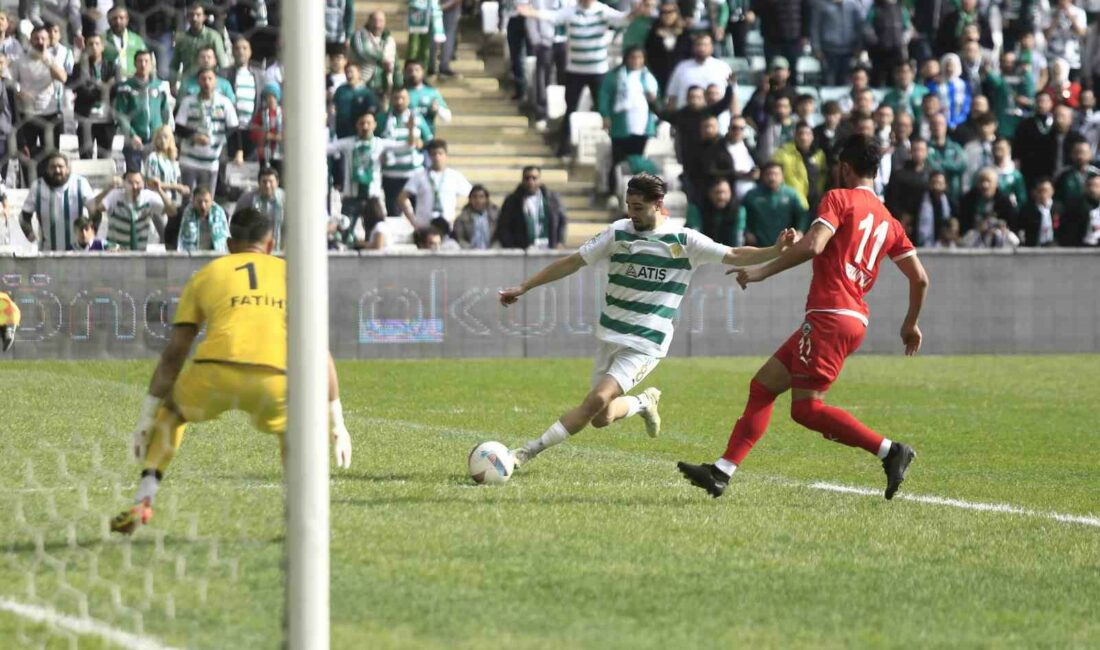 Bursaspor: 4 – Kuşadasıspor: 1 TFF 3. LİG'İN 9. HAFTASINDA BURSASPOR, SAHASINDA AĞIRLADIĞI KUŞADASISPOR'U 4-1