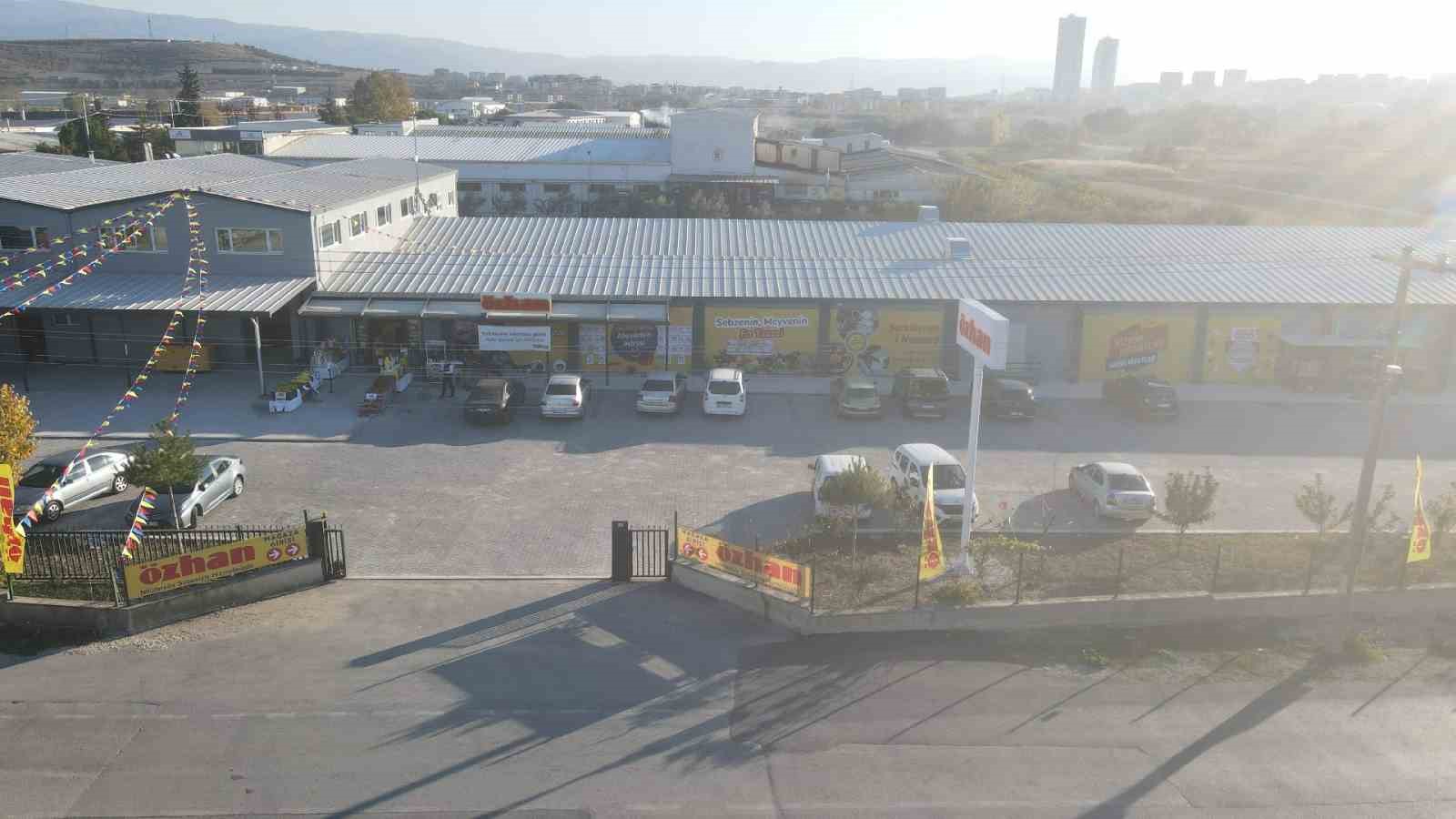 ÖZHAN MARKET, NİLÜFERKÖY ŞUBESİ AÇILIŞA ÖZEL ÇOK İYİ FİYATLARLA FAALİYETE