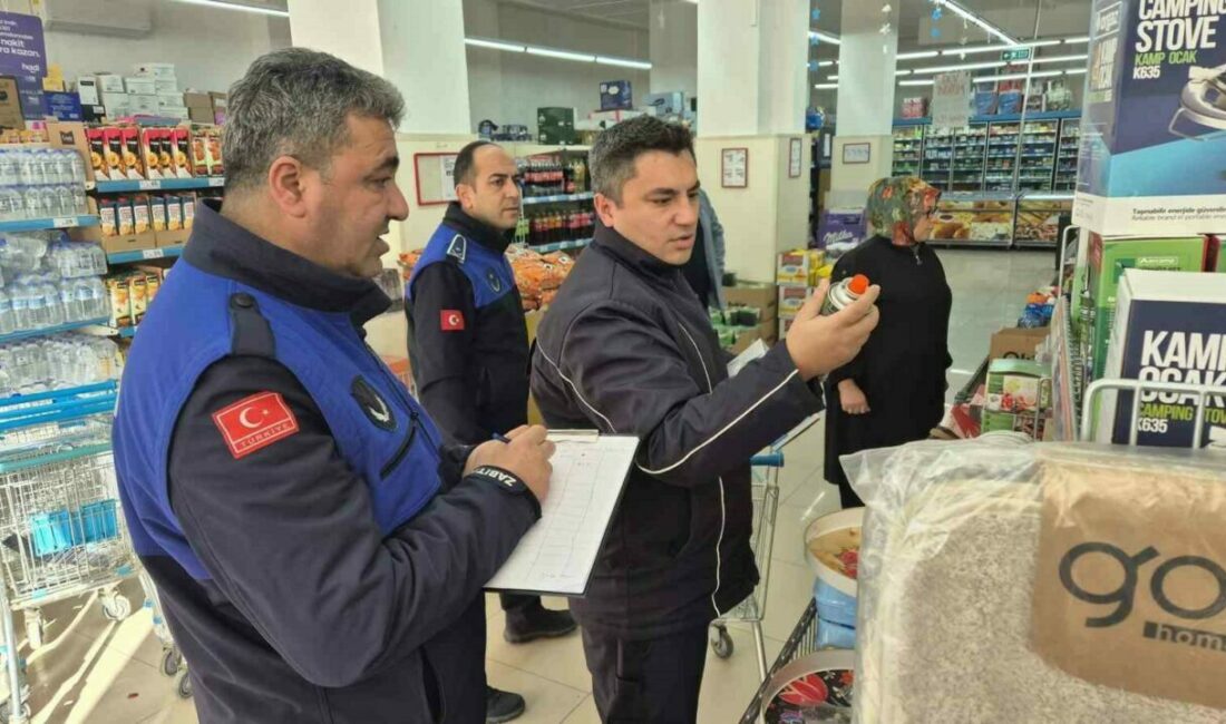 Bursa’nın Gemlik ilçesinde zabıta ekipleri raf fiyatları ile kasa fiyatları