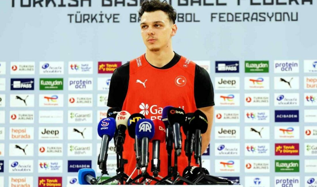 Bursasporlu oyuncu hayaline ulaştı Bursaspor Yörsan’ın genç basketbolcusu Sarper David Mutaf, A Milli Erkek