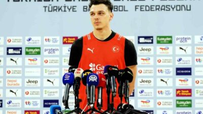 Bursaspor Yörsan’ın genç basketbolcusu Sarper David Mutaf, A Milli Erkek