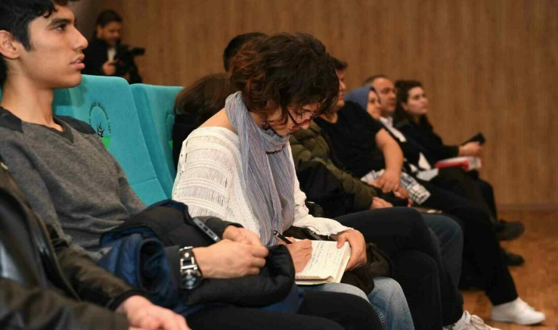 Shakespeare’in Othello eseri Osmangazi Düşünce Atölyesi’nde incelendi Osmangazi Belediyesi’nin düzenlediği kitap okuma etkinliğinde, dünyaca ünlü İngiliz şair,