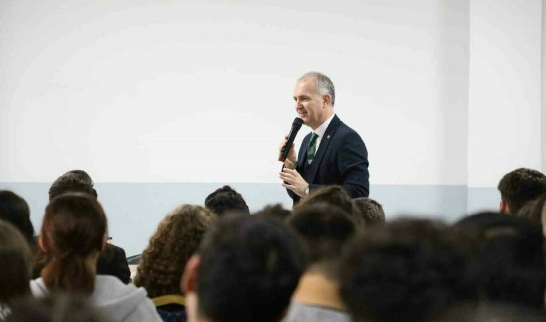 Başkan Taban: Size, sizleri anlayarak hizmet etmek istiyorum “Genç Bakış” programları kapsamında Borsa İstanbul Anadolu Lisesi öğrencileriyle bir