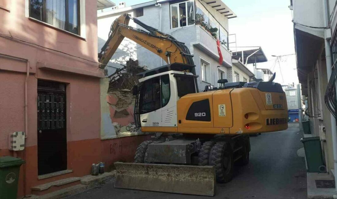 Osmangazi Belediyesi, Koğukçınar Mahallesi’nde can ve mal güvenliği açısından tehlike