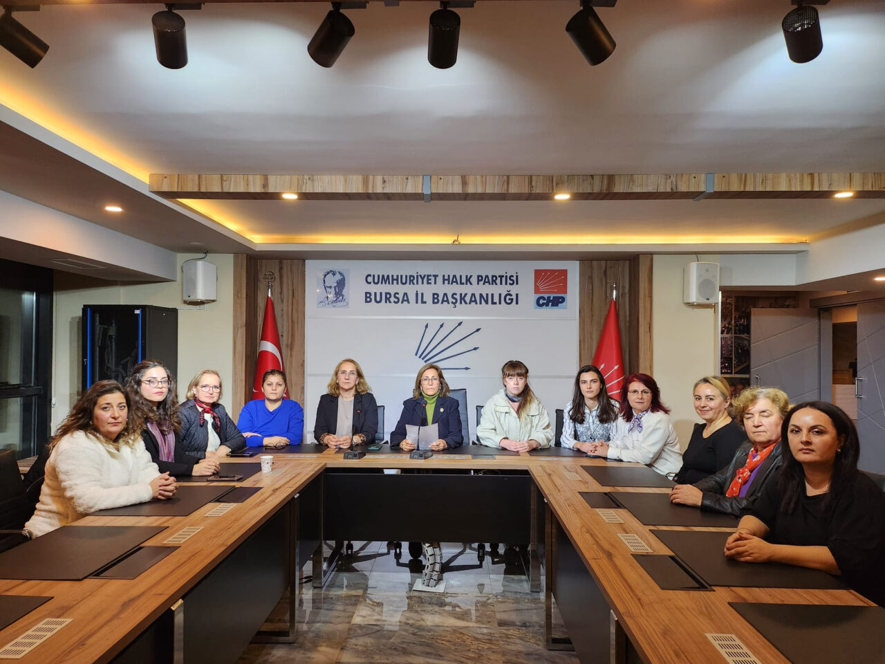 CHP Bursa İl Kadın Kolları 20 Kasım Dünya Çocuk Hakları