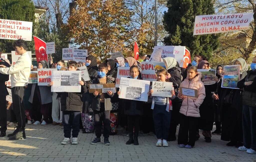 Bursa'nın Karacabey ilçesine bağlı Muratlı Köyü sakinleri, Hamitler Katı Atık