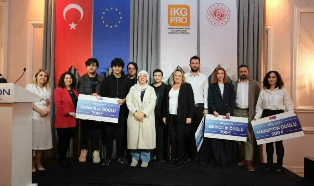 ’Artırılmış gerçeklik, artırılmış beceriler, yeni insan’ ile gelecek konuşuldu Coşkunöz Eğitim Vakfı’nın koordinatörlüğünde Bursa Teknik Üniversitesi iş birliğiyle hayata