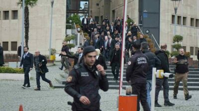 Sağlık Bakanı Kemal Memişoğlu, Bursa Adliyesi’nde yaşanan silahlı saldırıda yaralanan
