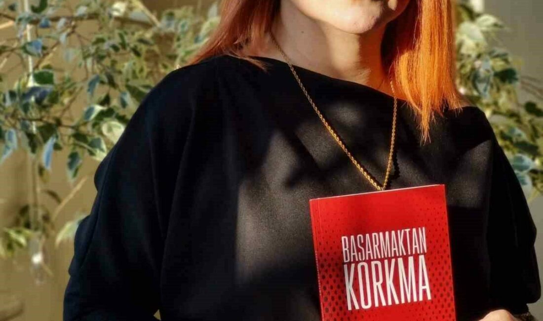 ’Başarmaktan korkma’ kitabı okuyucuyla buluştu Gazeteci, kurumsal ve pazarlama uzmanı Cansel Oruç tarafından kaleme alınan