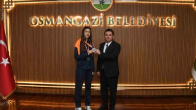 Düzenlenen Türkiye şampiyonası ve uluslararası turnuvalarda Türkiye rekoru ve birincilik
