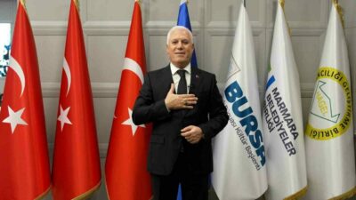 Bursa Büyükşehir Belediye Başkanı Mustafa Bozbey, BURSKOOP aracılığıyla mesleki ve