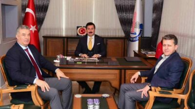 Şişecam’ın Trakya Cam Fabrika Müdürü Ayhan Aydemir ve Anadolu Cam