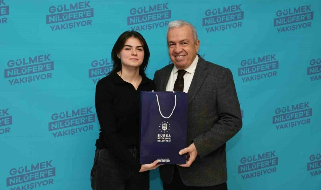 Başkan Şadi Özdemir gençleri ağırladı Nilüfer Belediye Başkanı Şadi Özdemir, Bursa Kent Konseyi Gençlik Meclisi’ni