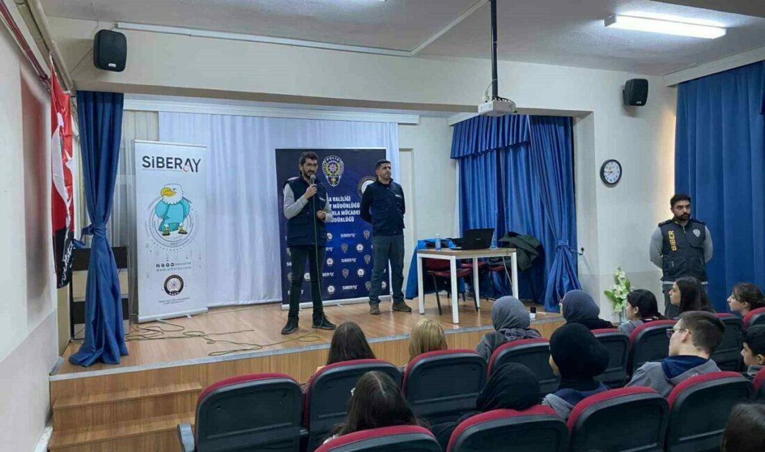 Bursa İl Emniyet Müdürlüğü “Siber Güvenlik” konuları hakkında öğrencilere farkındalık