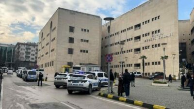 Bursa’da duruşma salonunda 2 sanığın öldürüldüğü, bir jandarma personelinin şehit,