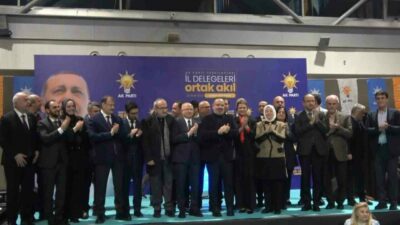 Bursa’da kongre için çalışmalarını sürdüren AK Parti İl Başkanlığı tarafından