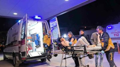 Bursa’nın İnegöl ilçesinde çıkan kavgada bıçaklanan 1 kişi ağır yaralanırken,