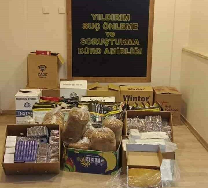 Bursa’nın Yıldırım ilçesinde şüpheli bir araca ‘dur’ ikazına bulunan ekipler,