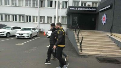 Bursa’da bir eğlence mekanında çıkan tartışmada 2 garson ve 1